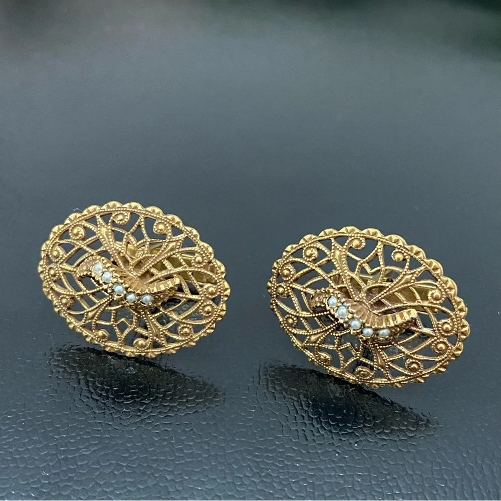Vintage Unsigned Gold-tone Filigree Micro Pearl Beads Oval Cufflinks